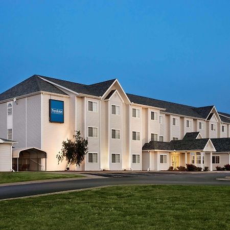 Travelodge By Wyndham Fort Scott Esterno foto