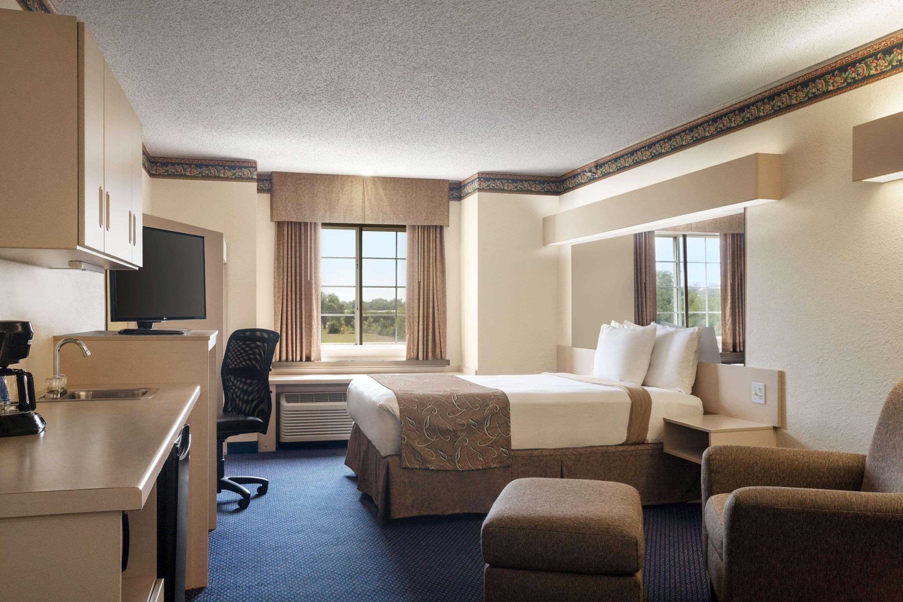 Travelodge By Wyndham Fort Scott Esterno foto