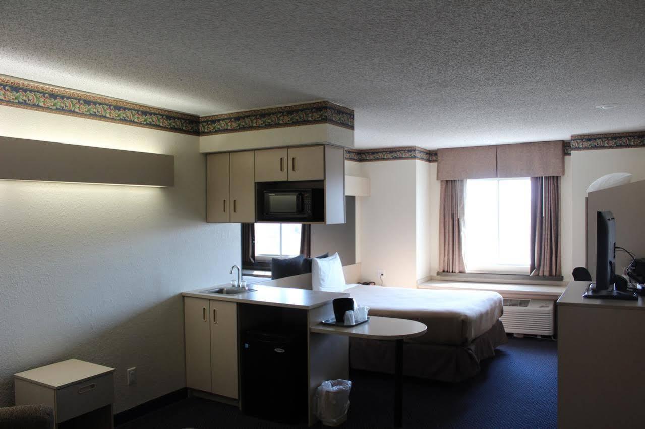 Travelodge By Wyndham Fort Scott Esterno foto